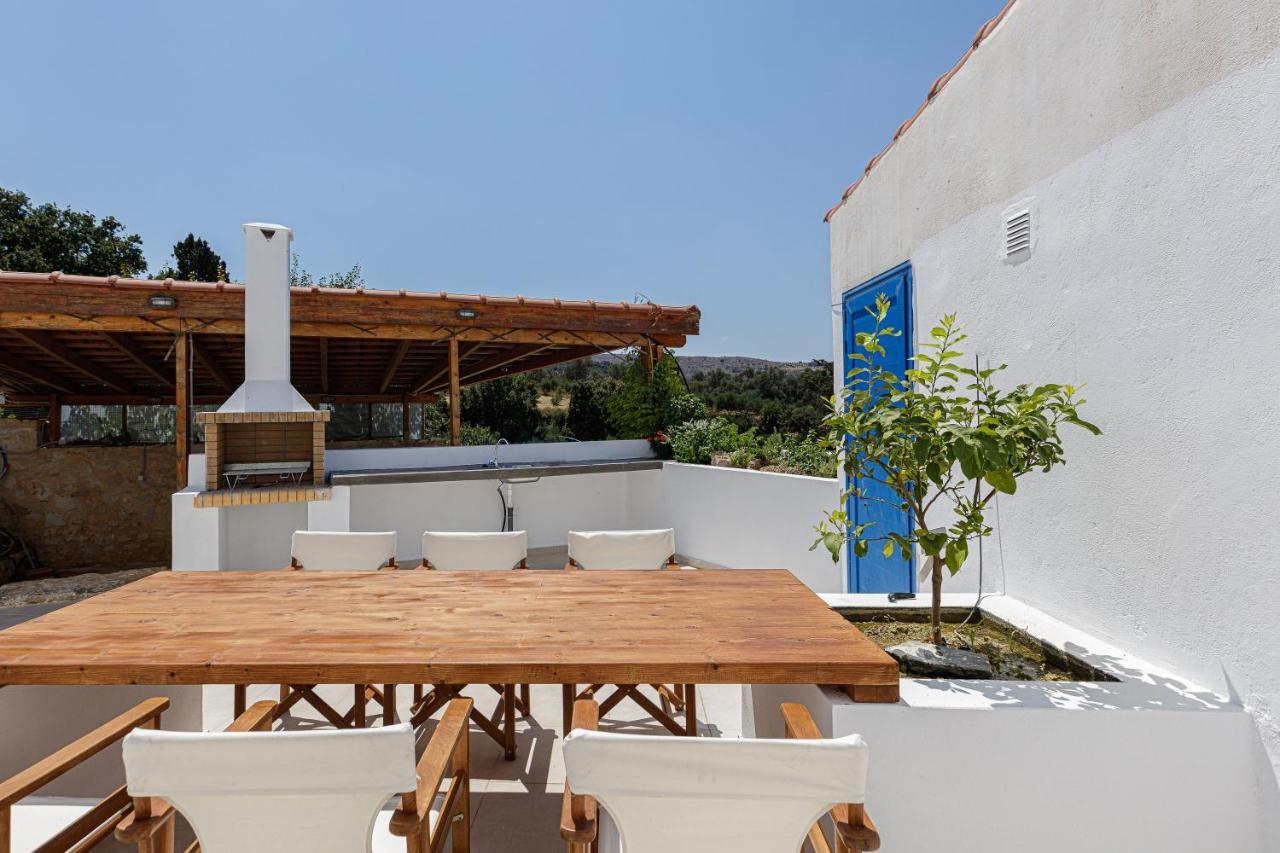 Anna'S Villa In Mesi Village Agia Triada Exterior photo